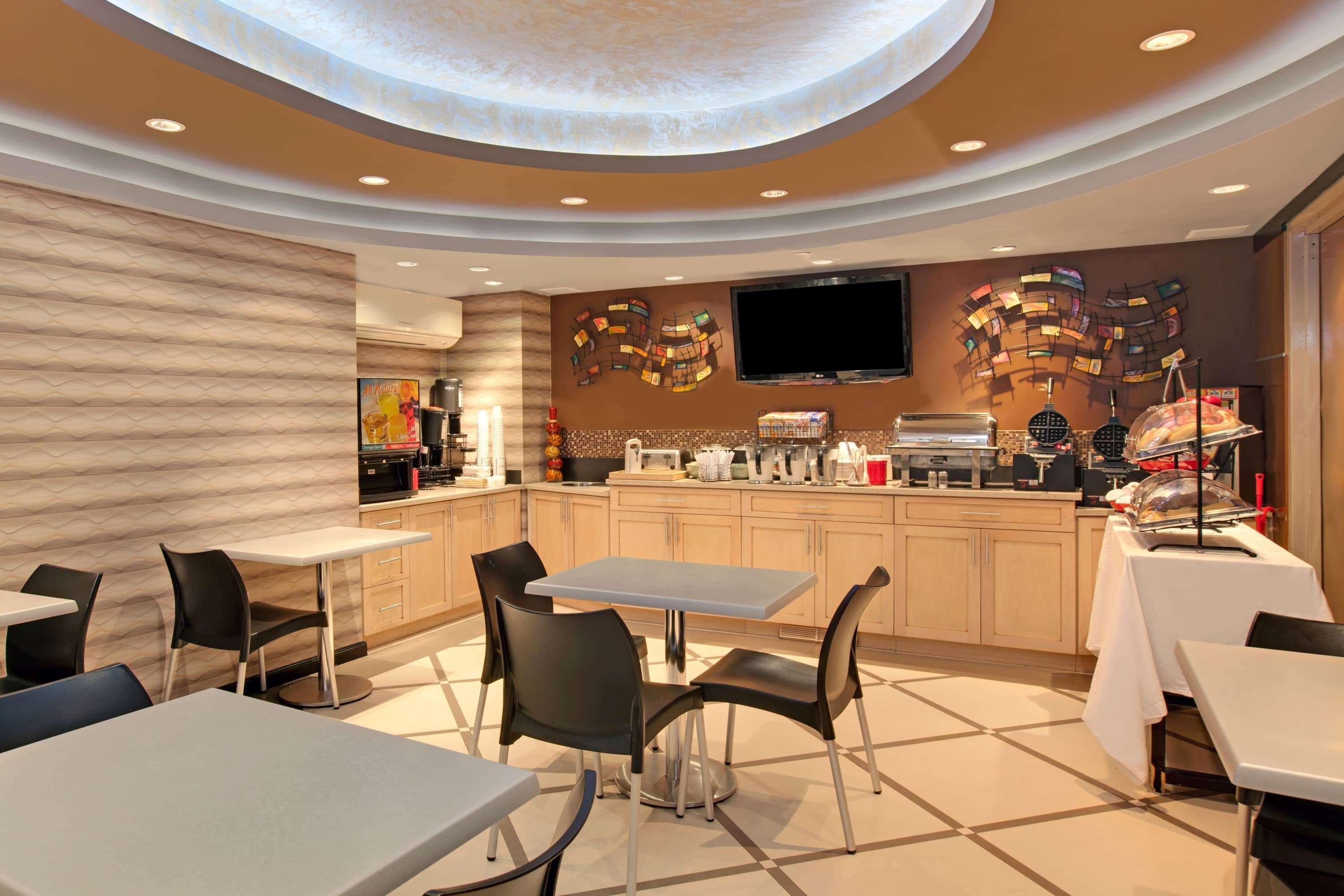 Ramada By Wyndham Bronx Hotell New York Eksteriør bilde