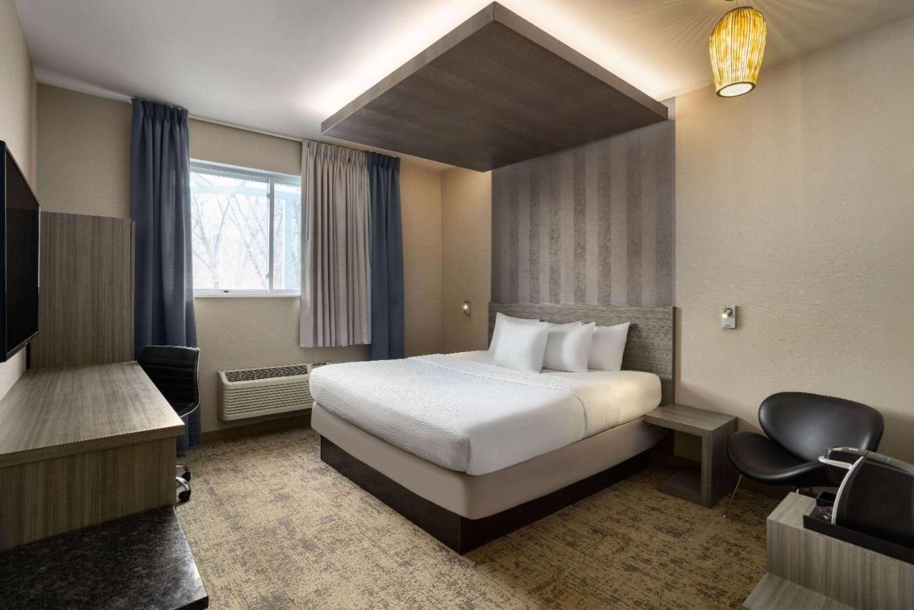 Ramada By Wyndham Bronx Hotell New York Eksteriør bilde