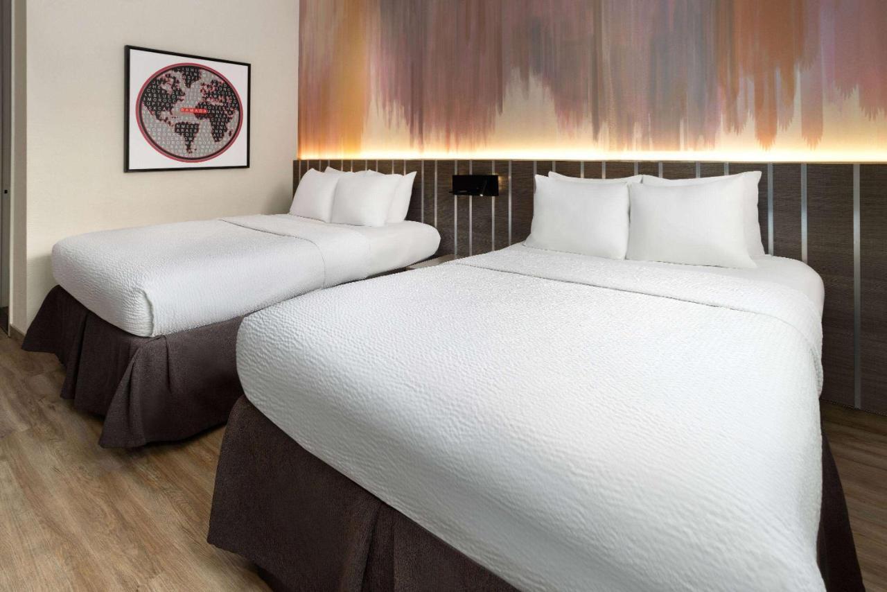 Ramada By Wyndham Bronx Hotell New York Eksteriør bilde