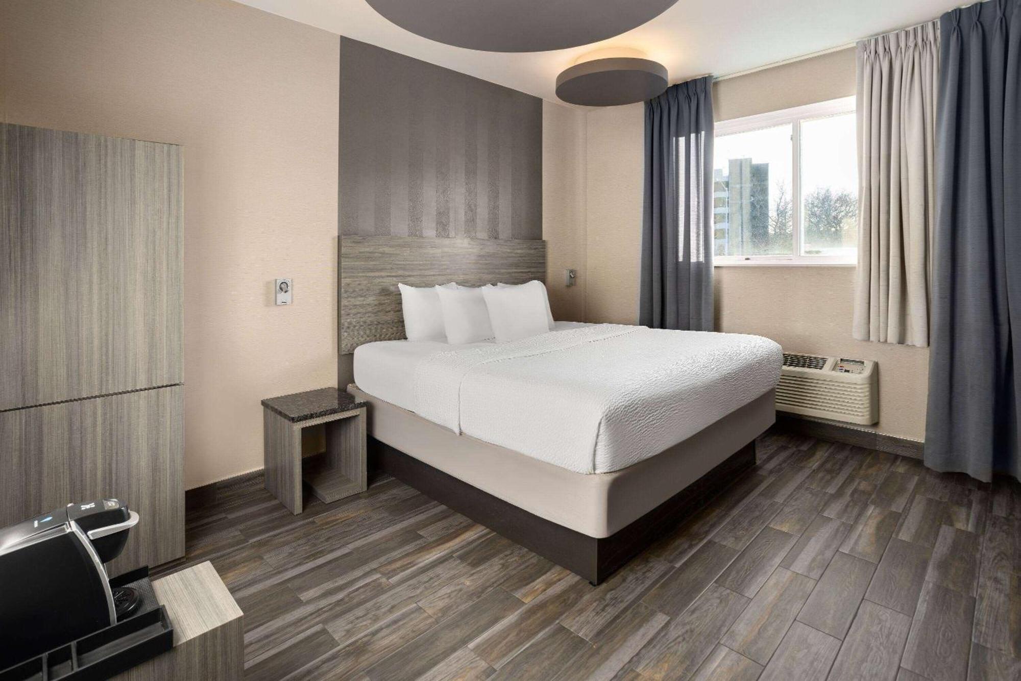 Ramada By Wyndham Bronx Hotell New York Eksteriør bilde