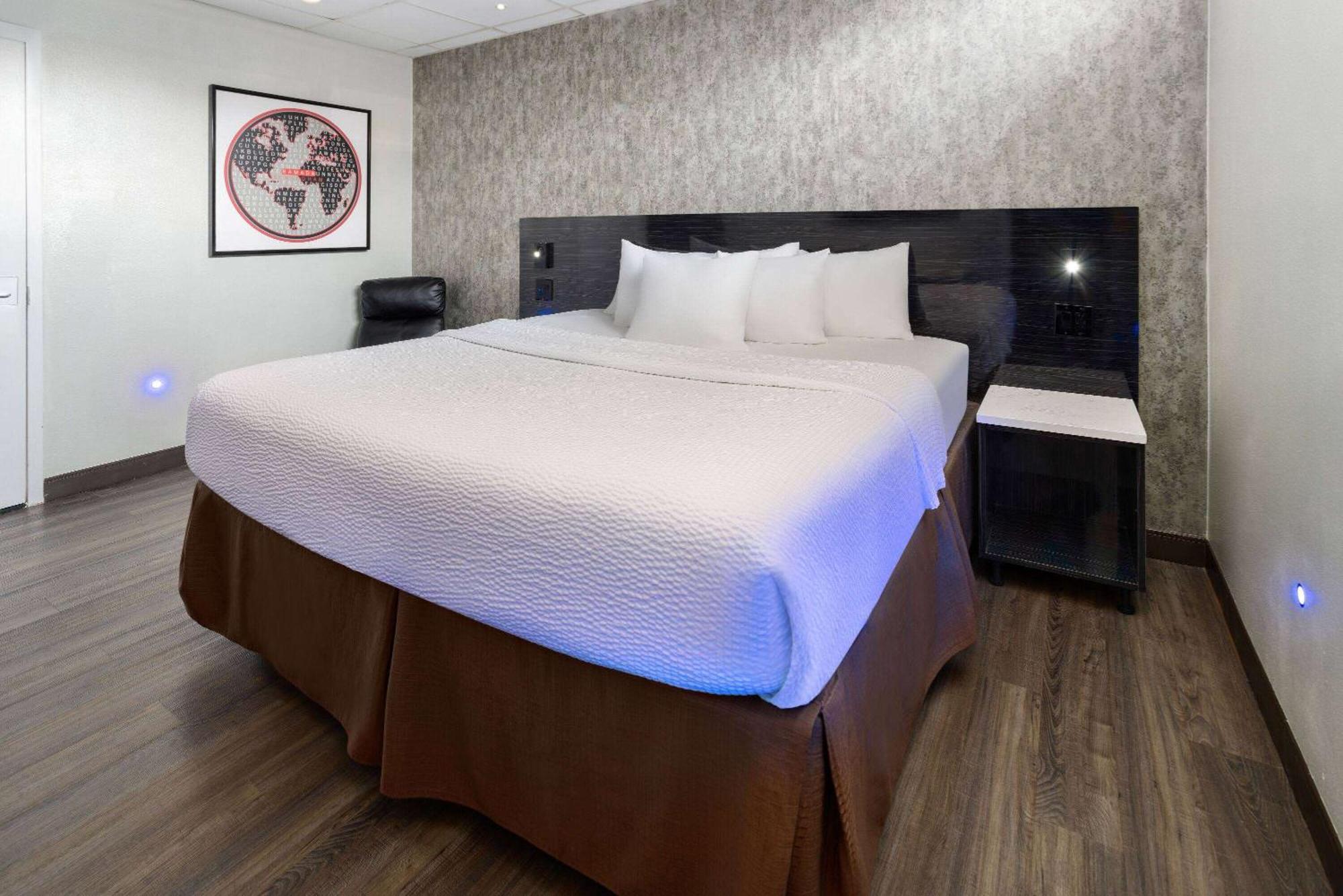 Ramada By Wyndham Bronx Hotell New York Eksteriør bilde